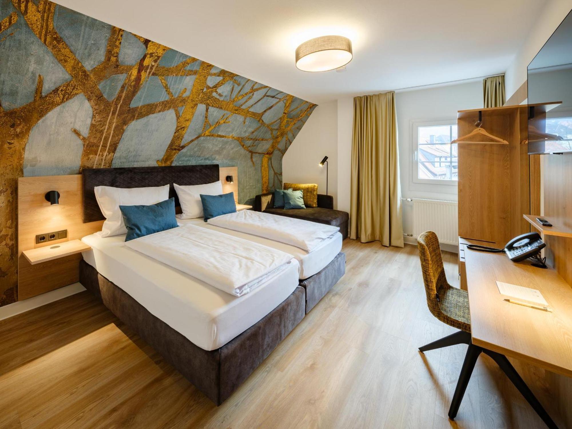 Heppenheim  Hotel Restaurant Goldener Engel מראה חיצוני תמונה